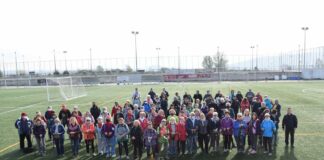 Més de 150 persones participen a la passejada de gent gran que ha organitzat Mollet amb motiu del Dia Internacional de l’Activitat Física