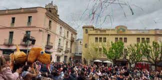 El retorn de la 15a Mostra Internacional de Titelles de Mollet amb el seu format de sempre és un èxit de públic