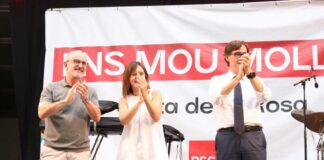 La Festa de la Rosa del PSC de Mollet serveix d’homenatge a l’exalcalde Monràs