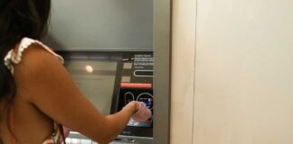 Mollet cobrarà més als bancs pels seus caixers automàtics