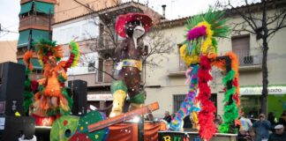 Els Gats Rumberos de l’Associació de Veïns Santa Rosa, millor comparsa de Mollet un any més