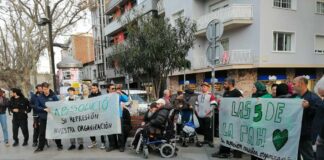 Mig centenar de persones demanen que es retirin les denúncies contra cinc integrants de la PAH Mollet Baix Vallès