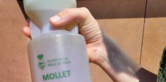 Quatre escoles de Mollet recullen 3.600 litres d’oli de cuina usat