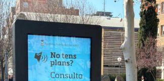 L’Ajuntament de Mollet instal·la cinc pantalles per informar d’activitats de la ciutat