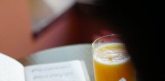 El relat “Tovallons de paper” d’Olga Sentís guanya el concurs de Verum Fictio i Vila del Llibre a Mollet del Vallès