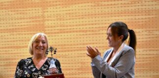 Sentit comiat del ple i dels ciutadans a la regidora Ana María Díaz