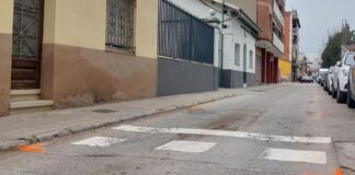 Comencen els treballs de reasfaltatge del carrer Alsina