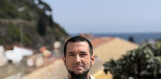 L’escriptor molletà Raúl Sánchez presenta el seu tercer llibre “Festín de buitres”