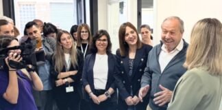 La consellera Mònica Martínez Bravo inaugura la nova Llar Residencial Alb-Bosc a Mollet del Vallès