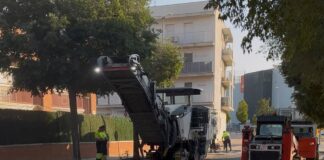 Comencen els treballs de reparació i millora de l’asfalt en diversos carrers de la ciutat